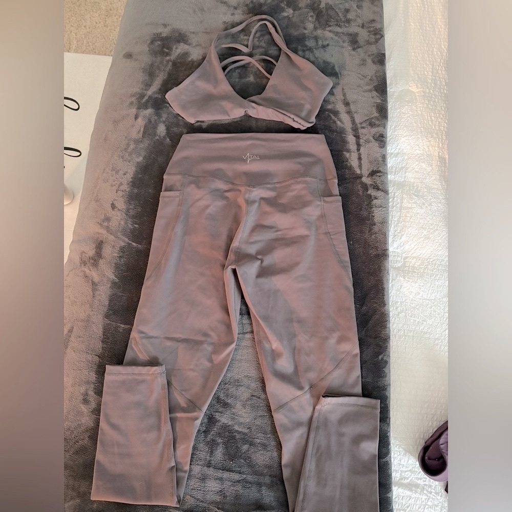 NWOT VITAL Gray High-Waisted Slim Fit Leggings and Sportsbra
